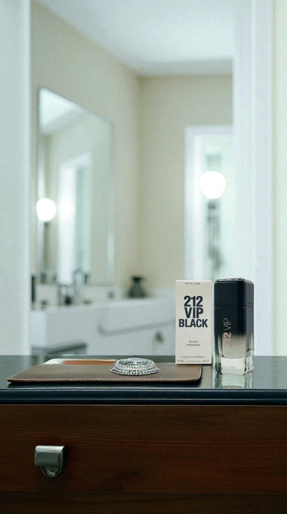 Carolina Herrera - 212 VIP Black Perfume (Original)